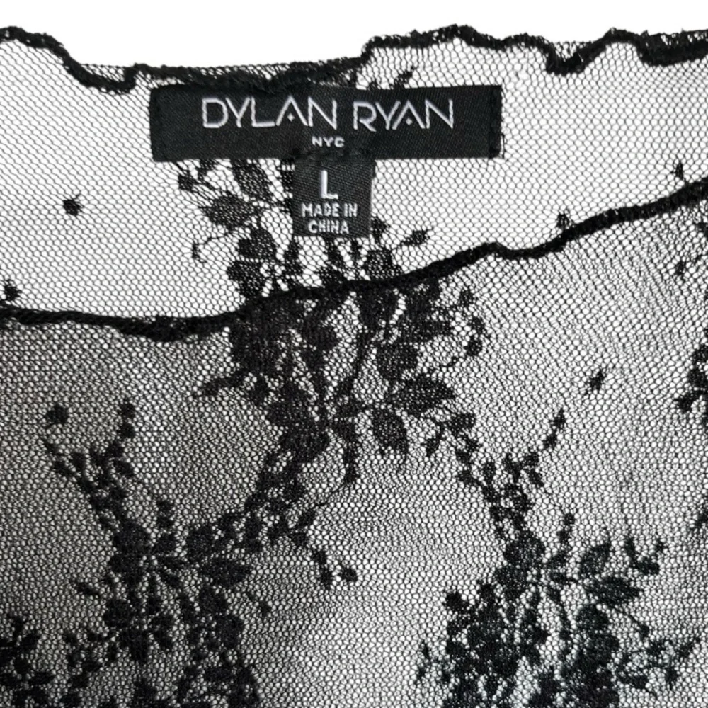 Large Dylan Ryan Black Lace short sleeve Top - Picture 2 of 3